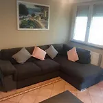 Chri02house